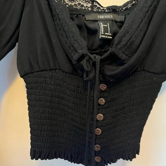 Forever 21 Black Crop Top - Picture 2 of 6